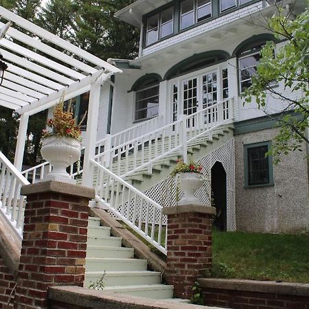 The Hillside B&B. Home W/ Breakfast Service! Wisconsin Dells Exteriér fotografie